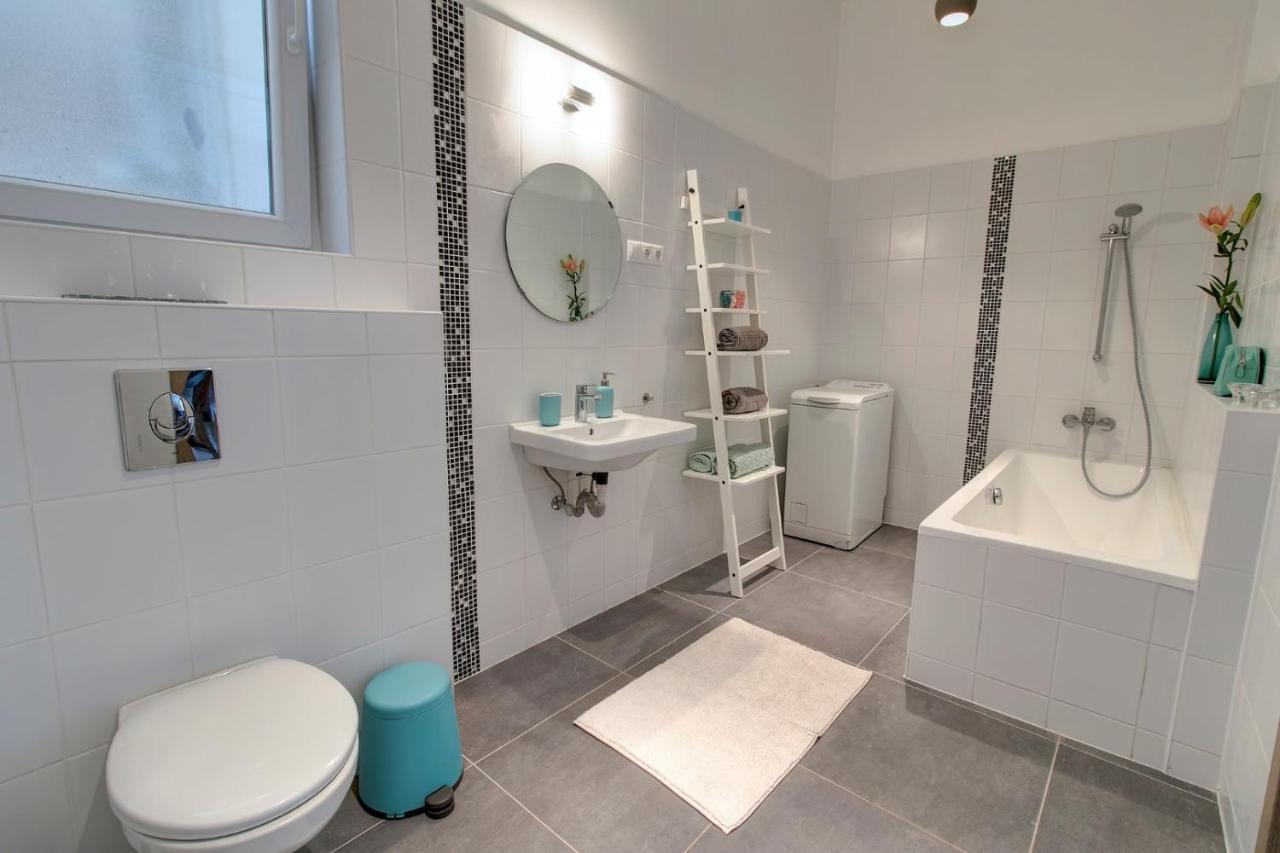 Paulay Downtown Apartment บูดาเปสต์ ภายนอก รูปภาพ